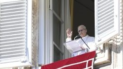 2026 m. vasario 1 d. vidudienio susitikimas Šv. Petro aikštėje