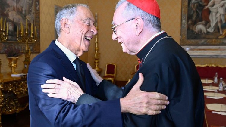 Il cardinale Parolin con il presidente della Repubblica portoghese, Marcelo Rebelo de Sousa