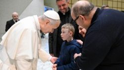 Tafakari Dominika ya Nne ya Kipindi Cha Kwaresima Mwaka A wa Kanisa: Yule Kipofu tangu kuzaliwa anamkiri Kristo Yesu kuwa ni: Nabii, Bwana na Masiha na anamwabudu Mungu Mkombozi.