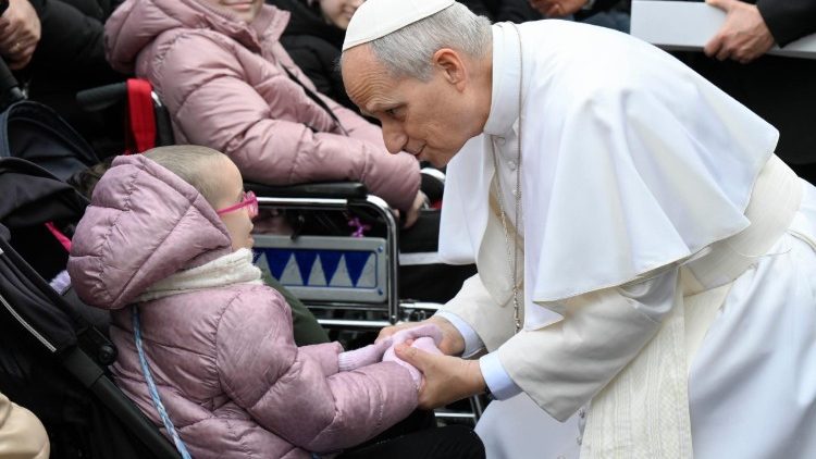 Il saluto ai piccoli malati