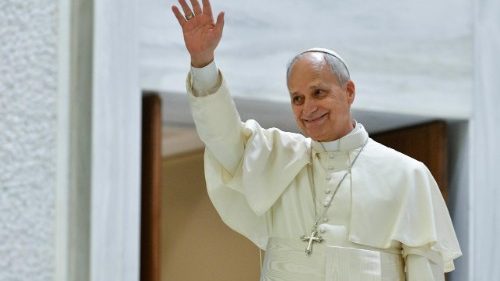 Il Papa nella parrocchia Regina Pacis di Ostia, incontro con giovani, poveri e malati