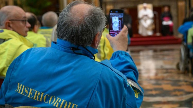 La Leon al XIV-lea, membrii Confederației ”Misericordie” din Italia 