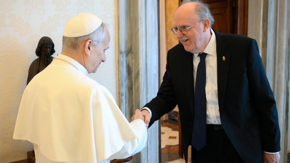 La papa Leon XIV, profesorul Joachim von Braun, președinte al Academiei Pontificale de Științe
