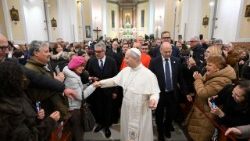 Leon XIV w parafii NMP Królowej Pokoju w Ostii