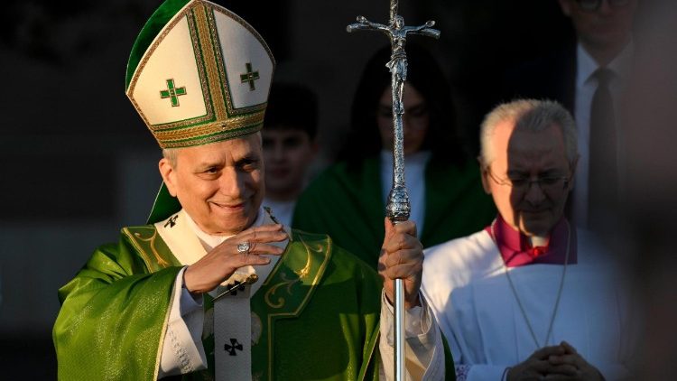 Lev XIV. v ostijsk&eacute; farnosti Panny Marie, Kr&aacute;lovny m&iacute;ru - 15. &uacute;nora 2026