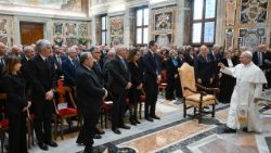 Leó pápa az olasz állami prefektusokkal