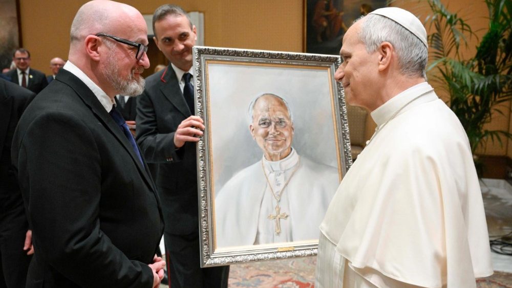 Аўдыенцыя Папы Льва XIV для прадстаўнікоў дабрачыннай арганізацыі “Pro Petri Sede”