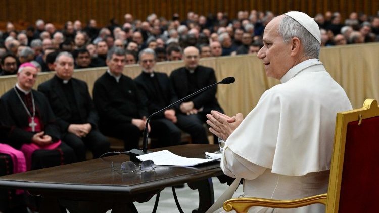 A r&oacute;mai egyh&aacute;zmegye papjai Le&oacute; p&aacute;p&aacute;val