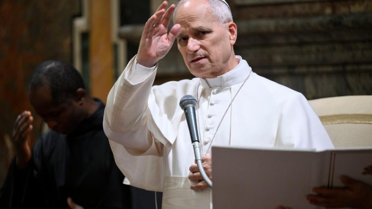 P&aacute;pai &aacute;ld&aacute;s