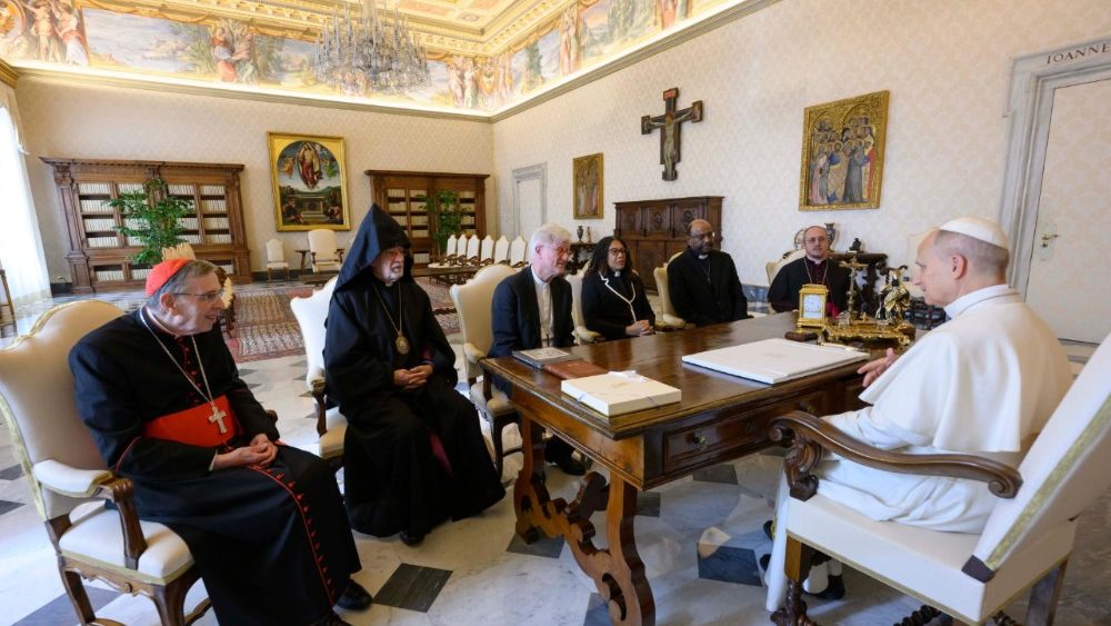La Leon al XIV-lea, o delegație a Consiliului Ecumenic al Bisericilor