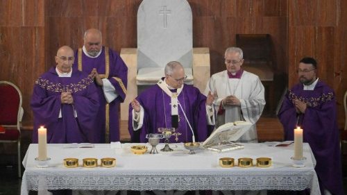 Papež med homilijo: Ta Očetov glas danes odmeva za nas: &raquo;Poslušajte Jezusa!&laquo;