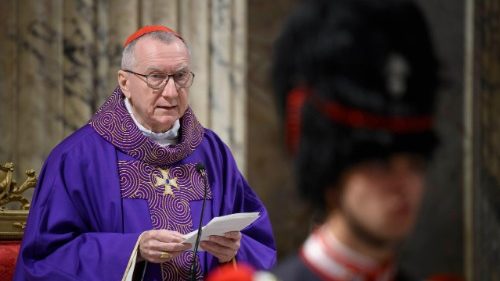 Parolin: que el Se&ntilde;or haga callar las armas y que los hombres se reconcilien