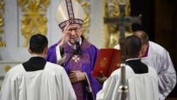 Kard. P. Parolinas aukoja Mišias Romos Šv. Pauliaus bazilikoje 2026 03 03