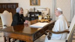 Аўдыенцыя Льва XIV для Генерал-губернатара Канады Мэры Джын Мэй Сайман