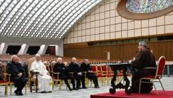 A kicsinyseg forrása Isten kicsinysége a megtestesülésben  