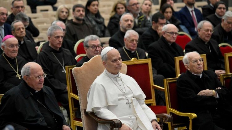El Papa y los miembros de la Curia Romana