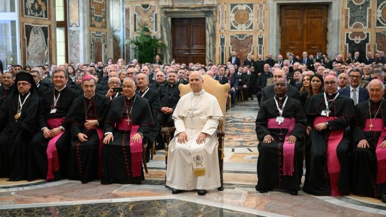 Účastníci osláv storočnice talianskeho Vojenského ordinariátu