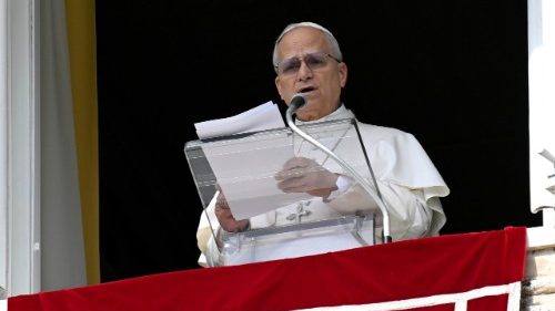 Il Papa: servire l'umanit&agrave; assetata di verit&agrave; e giustizia, no alle contrapposizioni