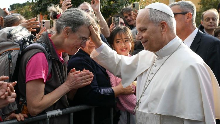 Il saluto del Papa ad alcuni fedeli