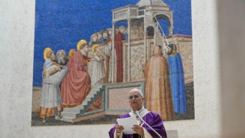 Папа: Евхаристия – сердце жизни приходской общины