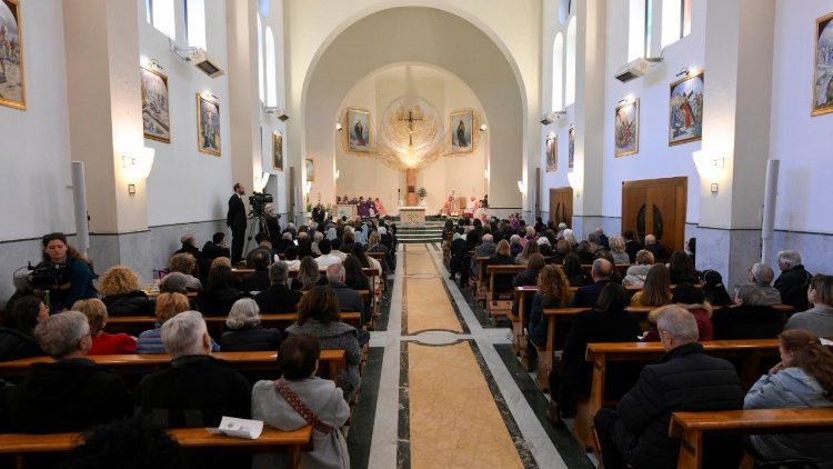 Un momento della Messa con Papa Leone. 