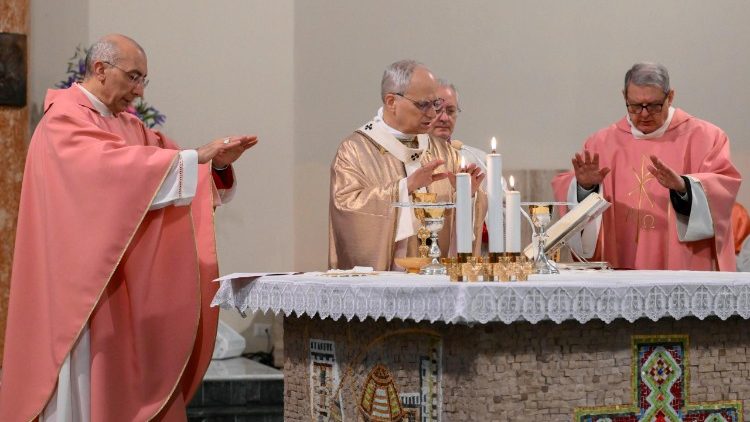 2026.03.15 Visita pastorale alla Parrocchia â  Sacro Cuore di GesÃ¹ a Ponte Mammoloâ  