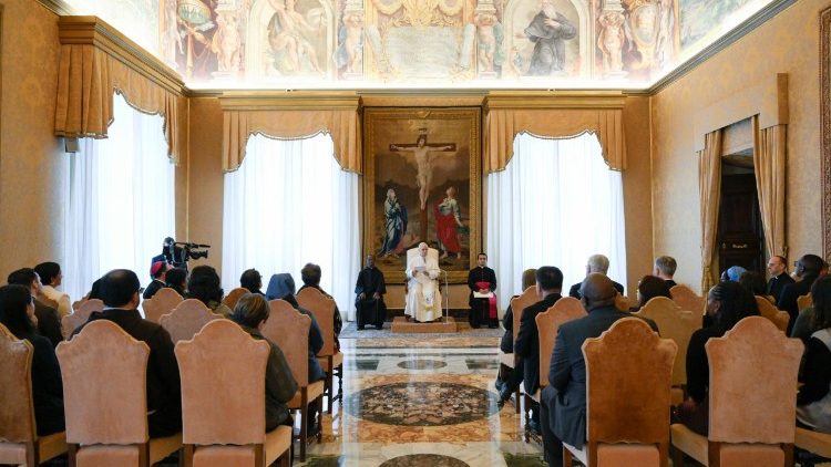 Il Papa nell'udienza alla Plenaria della Pontificia Commissione per la Tutela dei Minori