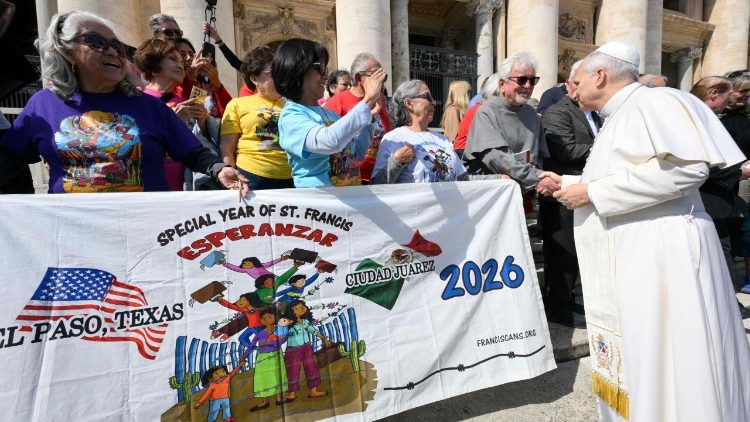 Papa akibariki makundi ya wanahija