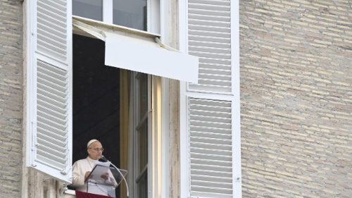 Il Papa: liberare i cuori da egoismo, materialismo e violenza