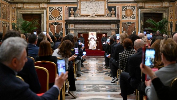 A audi&ecirc;ncia foi realizada na Sala Clementina, no Vaticano