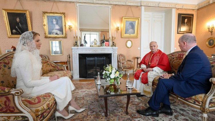 A visita de cortesia do Papa Le&atilde;o XIV no Pal&aacute;cio do Pr&iacute;ncipe