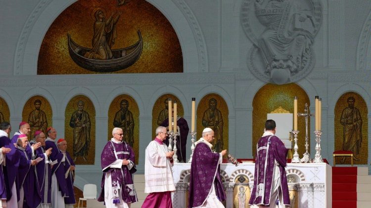 Литургия в Монако