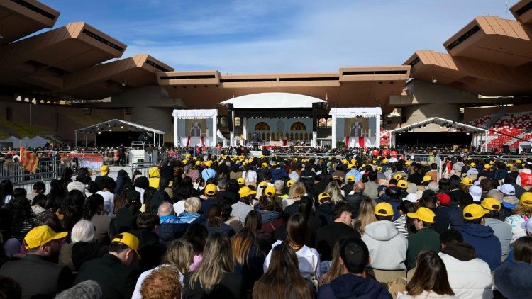 Mišios Monako stadione