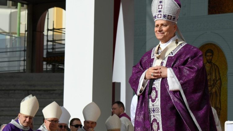 Lev XIV: při bohoslužbě na monack&eacute;m stadionu, 28. března 2026