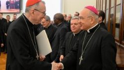 Кардынал П'етра Паралін і арцыбіскуп Эдгар Пэнья Пара