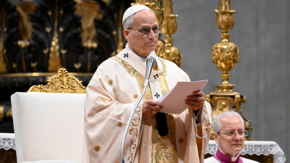 Papa gjatë Meshës së Bekimit të Vajrave të Shenjtë, në Bazilikën e Shën Pjetrit,. 2 prill 2026