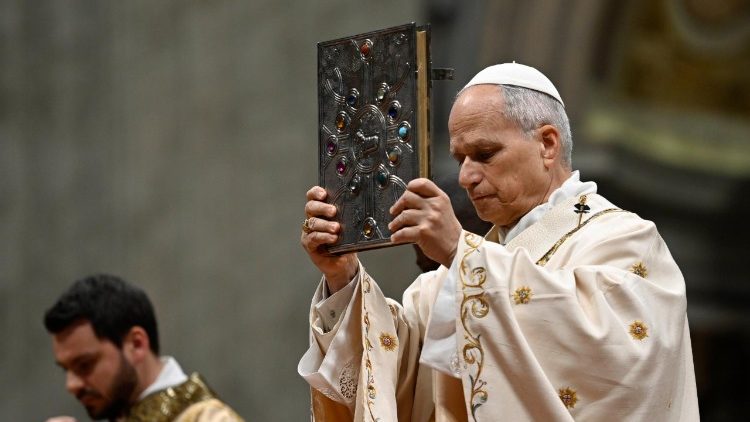 2026.04.02 Jeudi de la Semaine Sainte - Messe chrismale c&eacute;l&eacute;br&eacute;e par le Pape L&eacute;on XIV