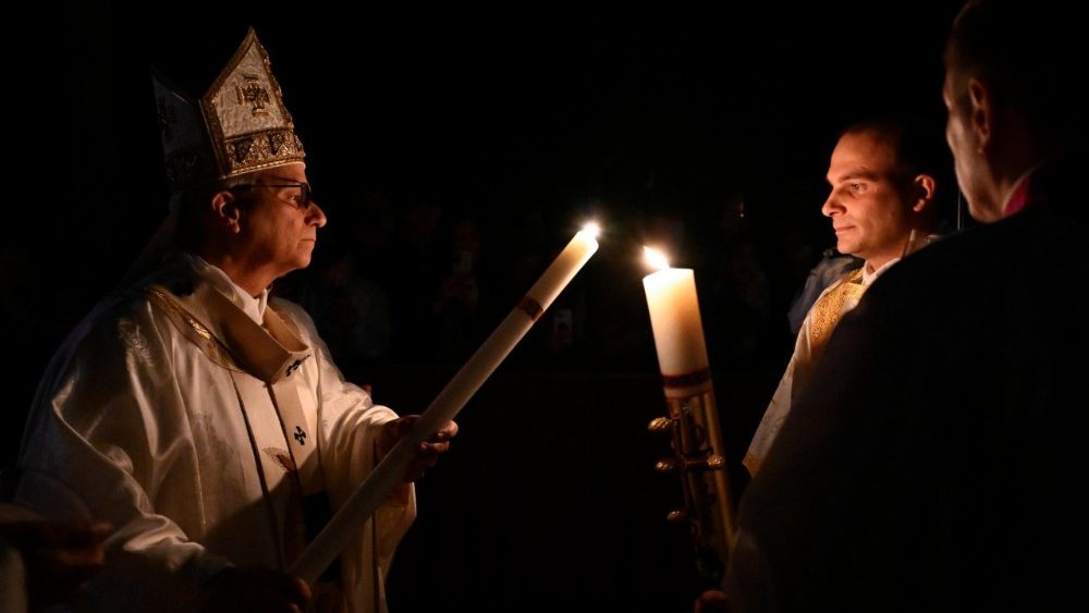 4 aprilie 2026: Vigilia pascală cu Leon al XIV-lea în bazilica San Pietro