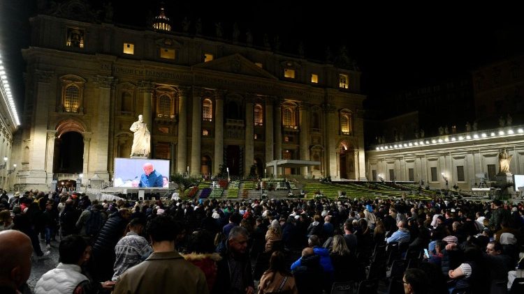 Пасхално бдение във Ватикана