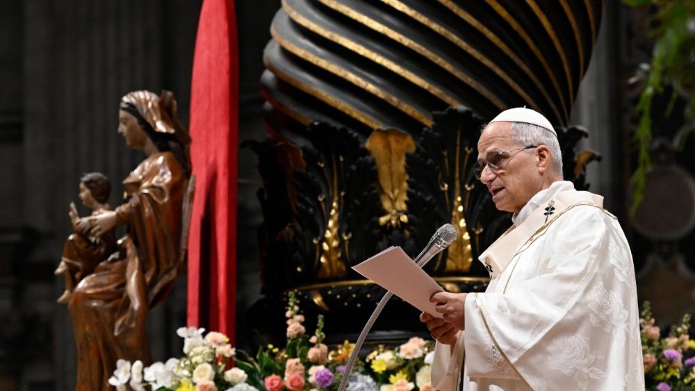 4 aprilie 2026: Vigilia pascală cu Leon al XIV-lea în bazilica San Pietro