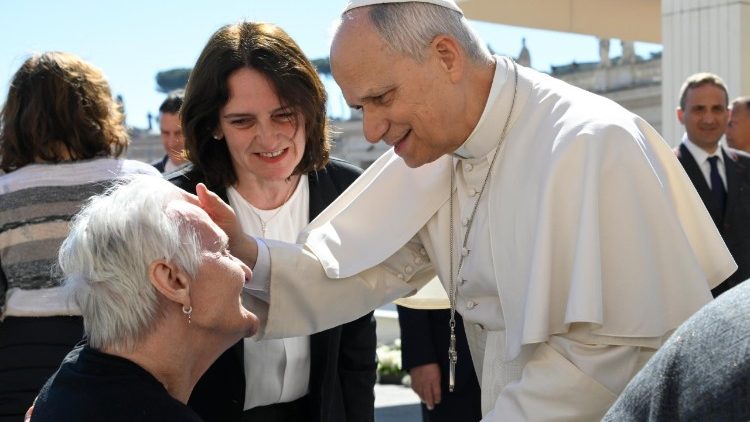 Påve Leo XIV under den allmänna audiensen 