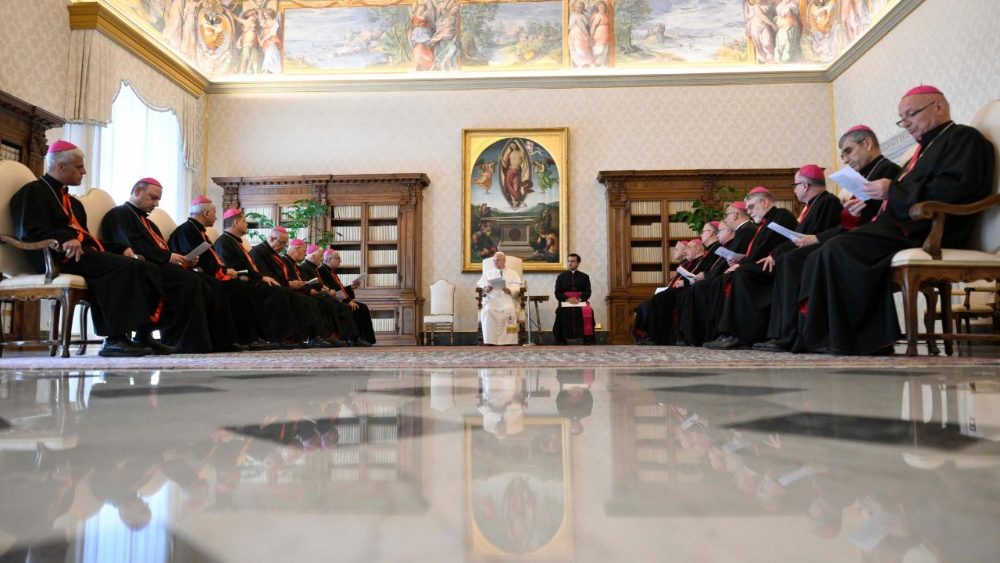 2026.04.10 Membri del Sinodo dei Vescovi della Chiesa di Baghdad dei Caldei