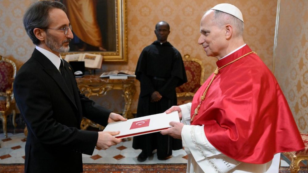 Уручэнне даверчых грамат паслом Турцыі пры Святым Пасадзе