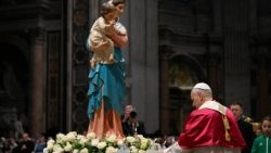 2026.04.11 Preghiera del Santo Rosario per invocare il dono della pace