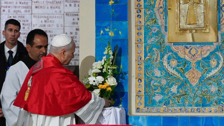 Papież w Bazylice MB Kr&oacute;lowej Afryki