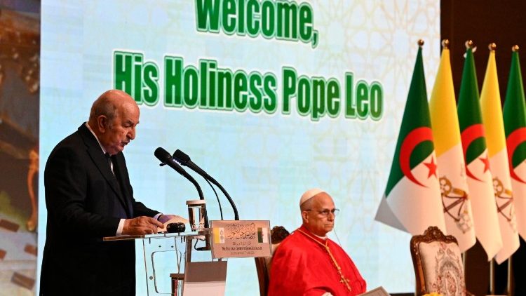 Projev alž&iacute;rsk&eacute;ho prezidenta Abdelmadjida Tebbouna