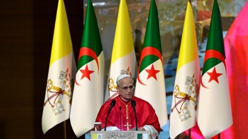 En une minute, la premi&egrave;re journ&eacute;e de L&eacute;on XIV en Alg&eacute;rie