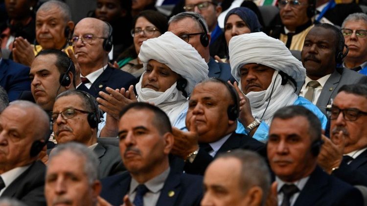 In ascolto di Leone XIV con le autorit&agrave;, i rappresentanti della societ&agrave; civile e il Corpo diplomatico in Algeria