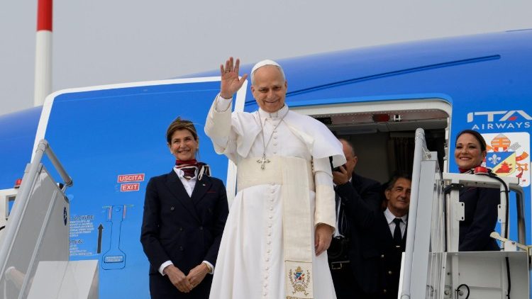 2026.04.13 Viaggio Apostolico in Algeria-Camerun-Angola e Guinea Equatoriale - Partenza da Fiumicino