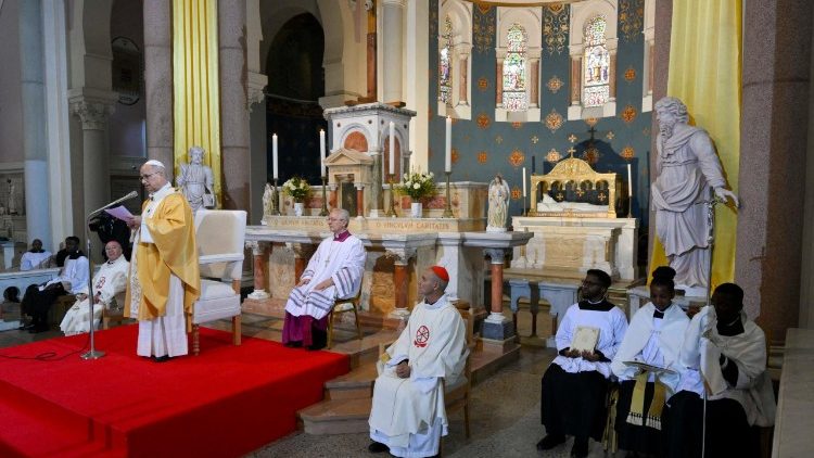 Th&aacute;nh lễ tại Vương cung th&aacute;nh đường Th&aacute;nh Augustin&ocirc;